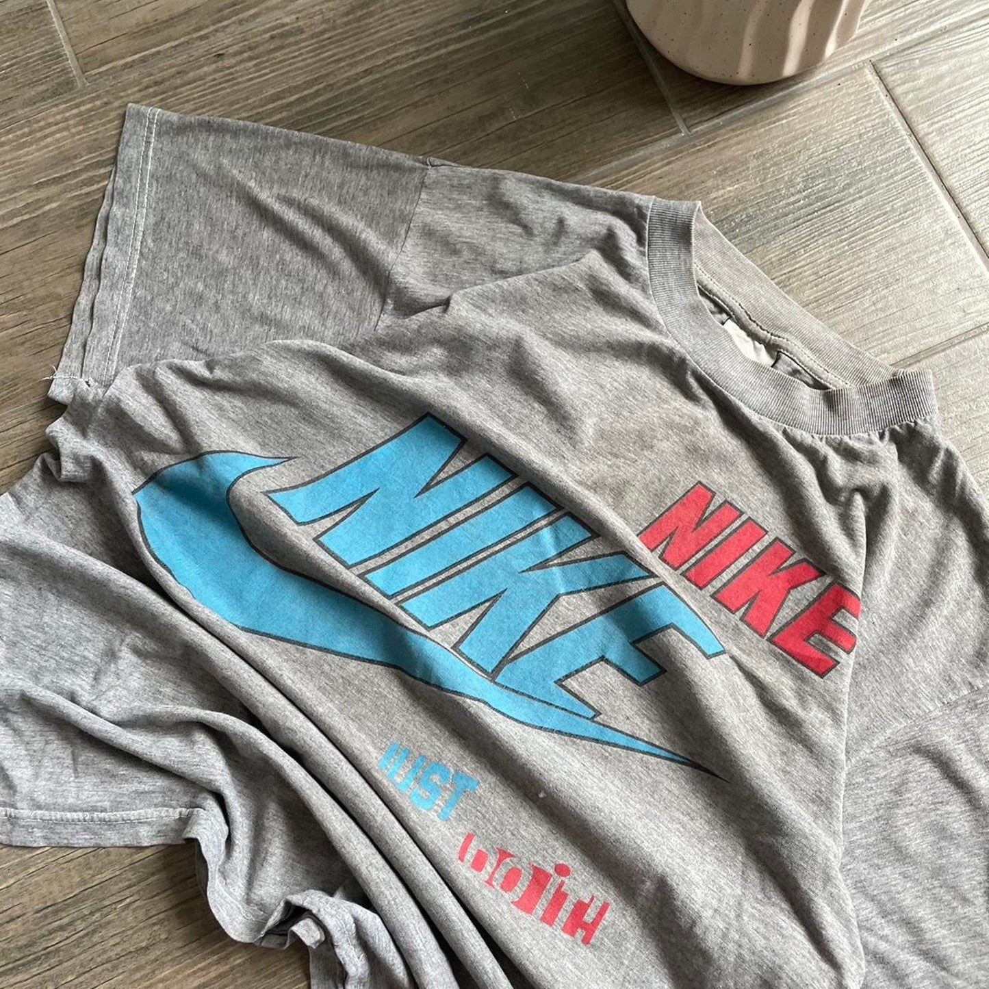 Nike grey y2k baggy vintage tee