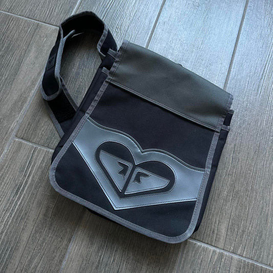 Quiksilver Roxy y2k surf-wear crossbody bag