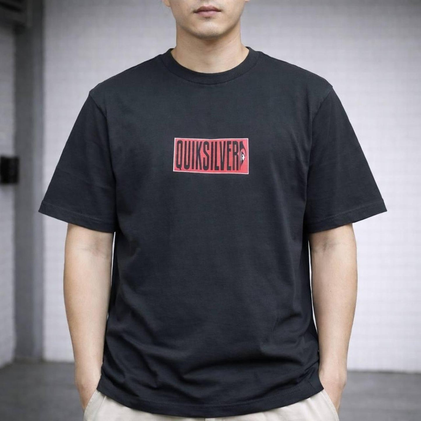 Quiksilver black surf tee