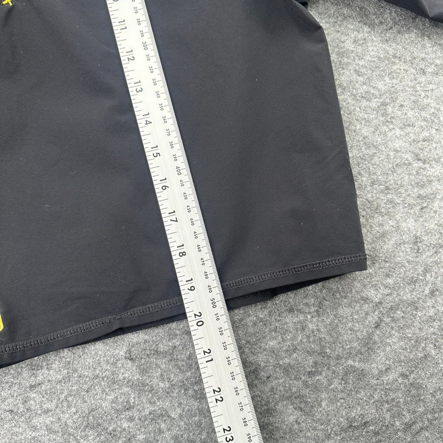 Quiksilver black board shorts with