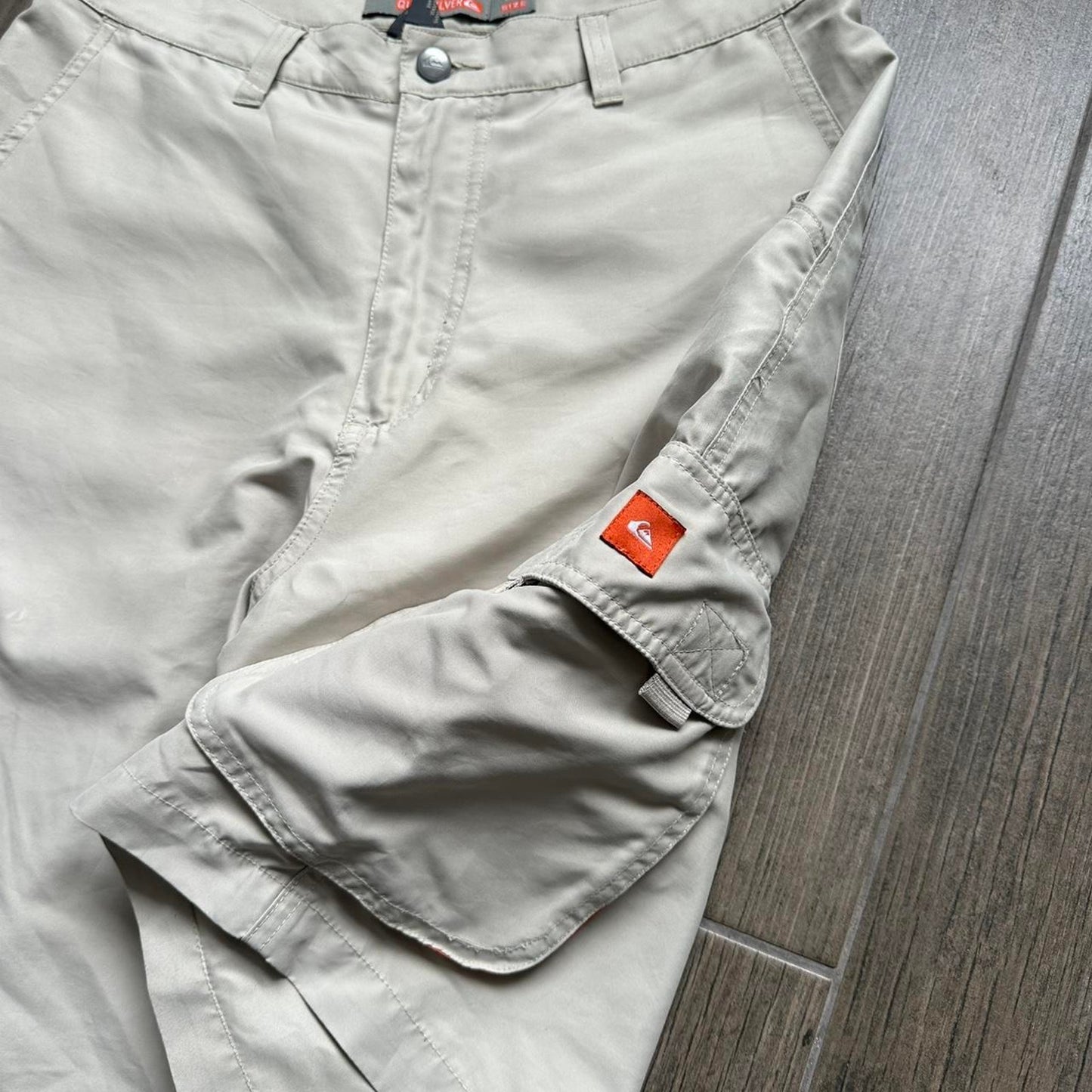 Quiksilver khaki cargo shorts