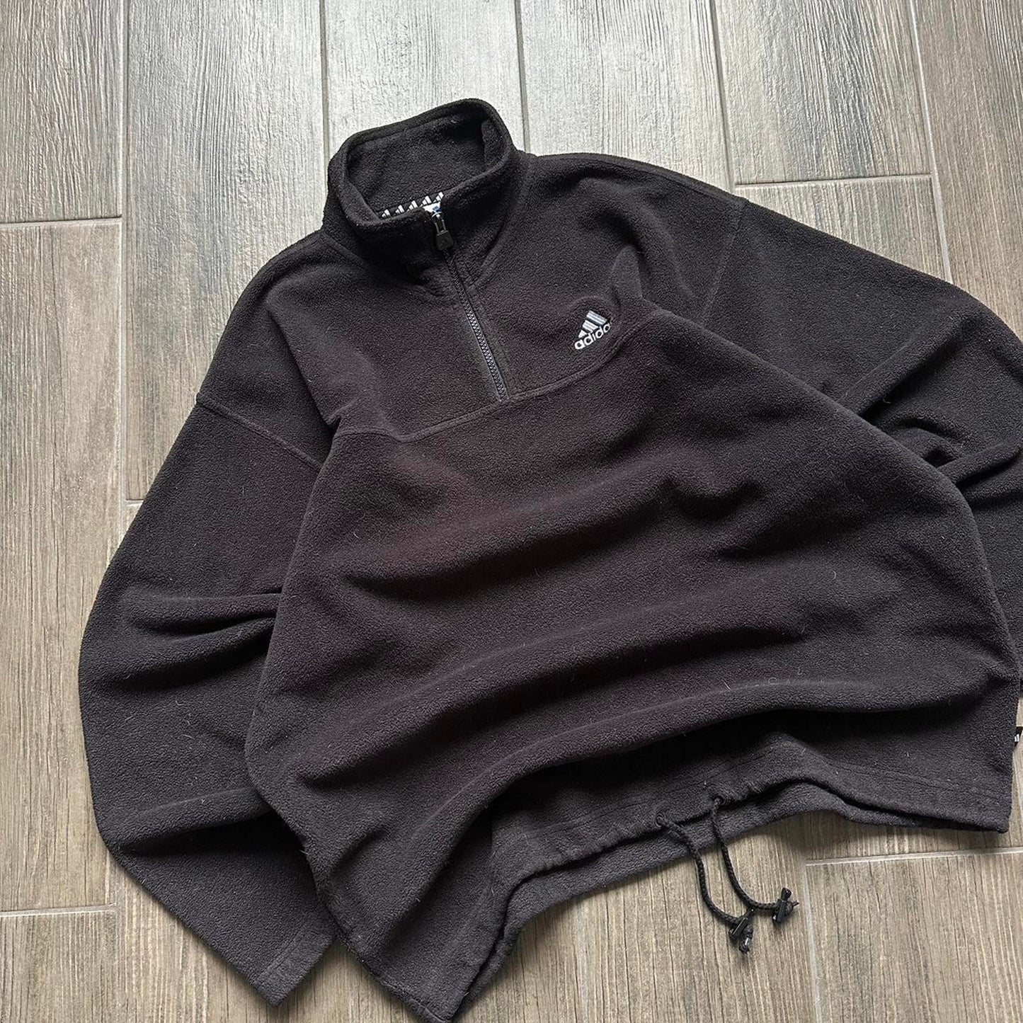 Adidas black fleece boxy fit y2k L jumper