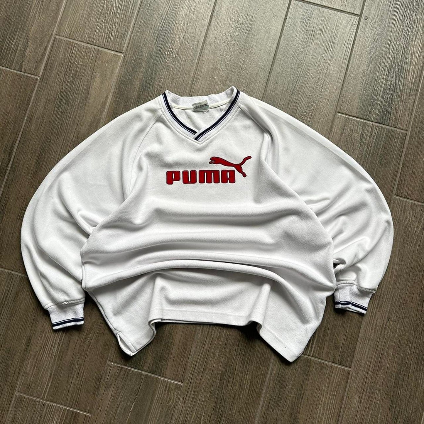 Puma white oversized y2k sport L-XL sweatshirt