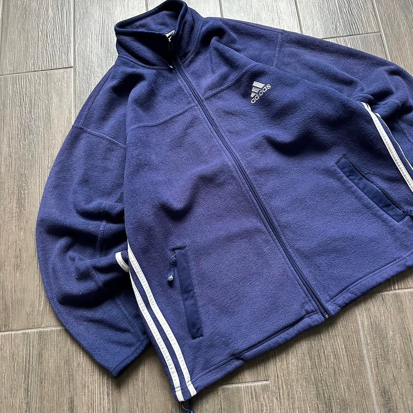 Adidas navy fleece boxy fit y2k L-XL jumper
