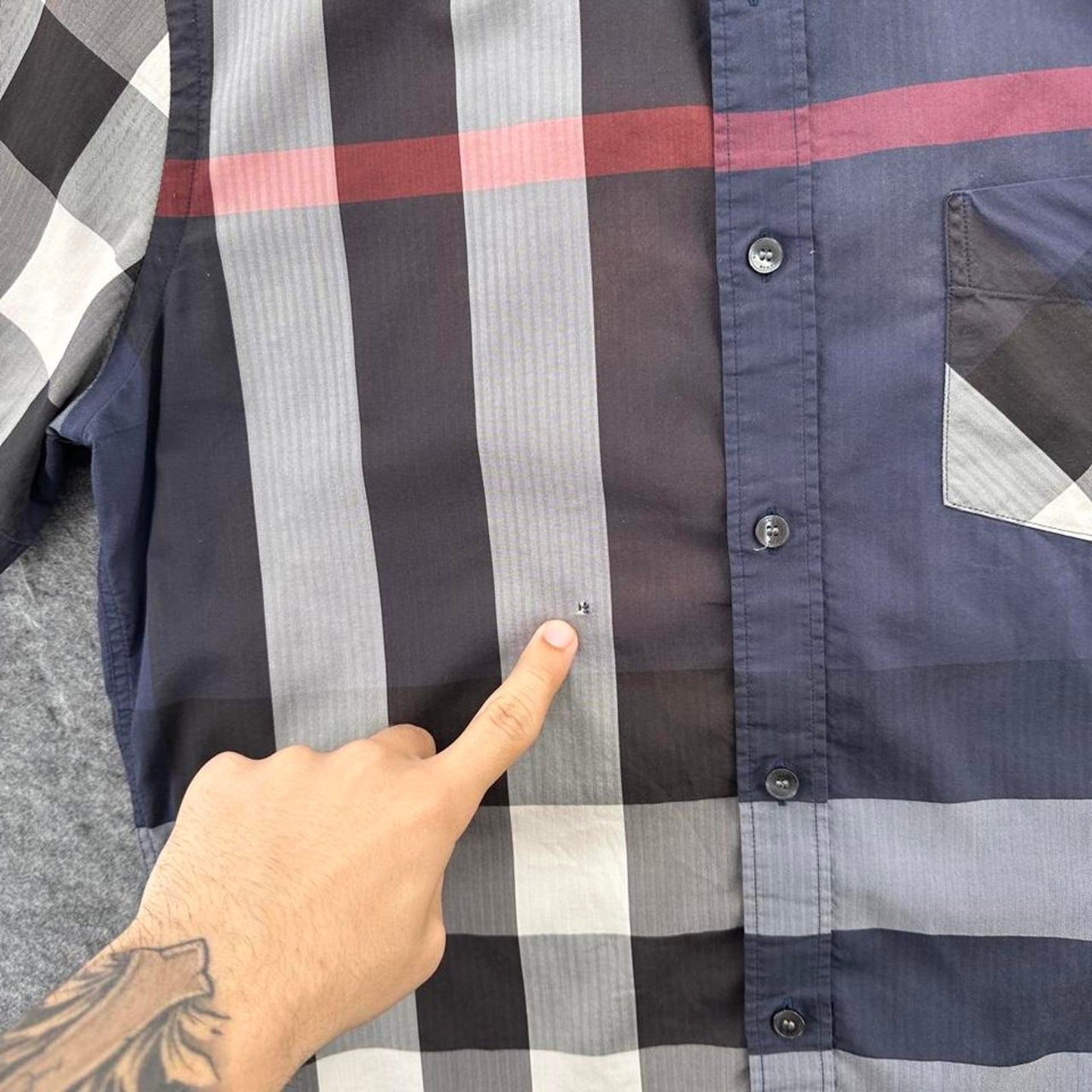 Burberry navy blue checkered button