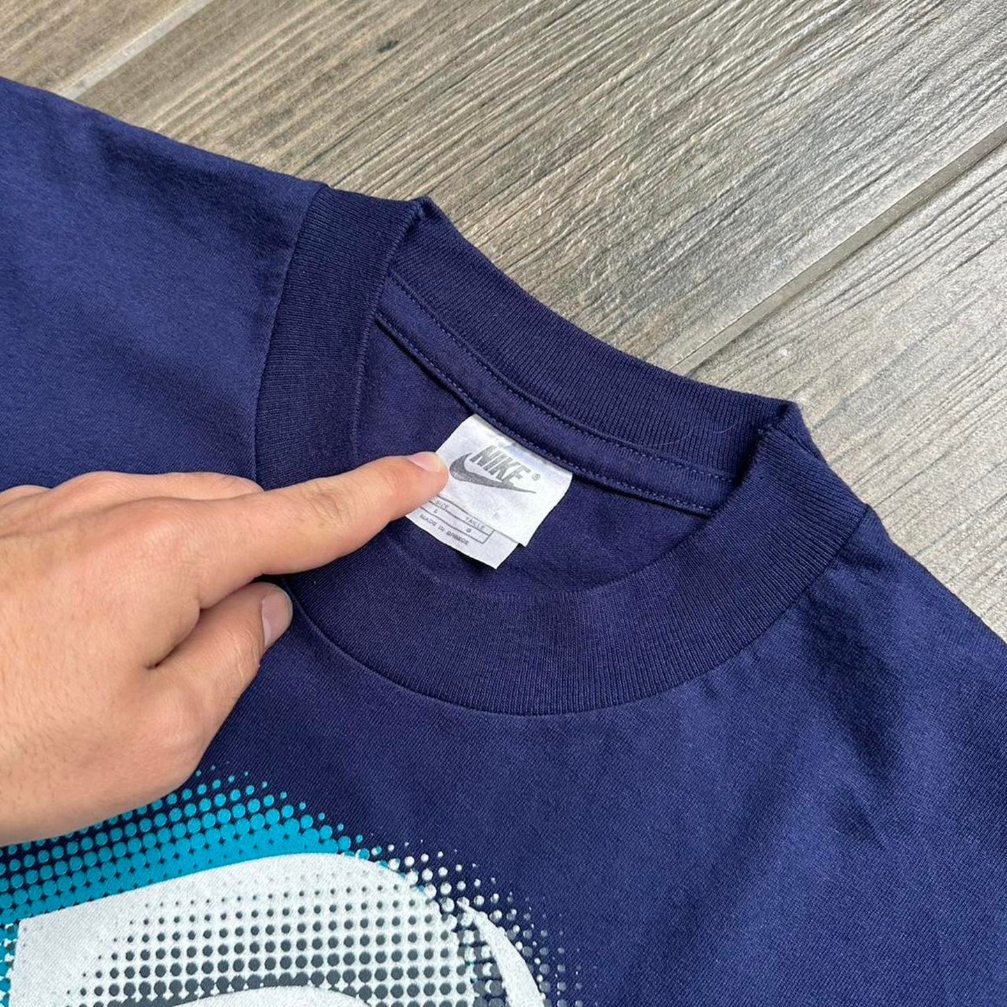 Nike navy blue graphic tee