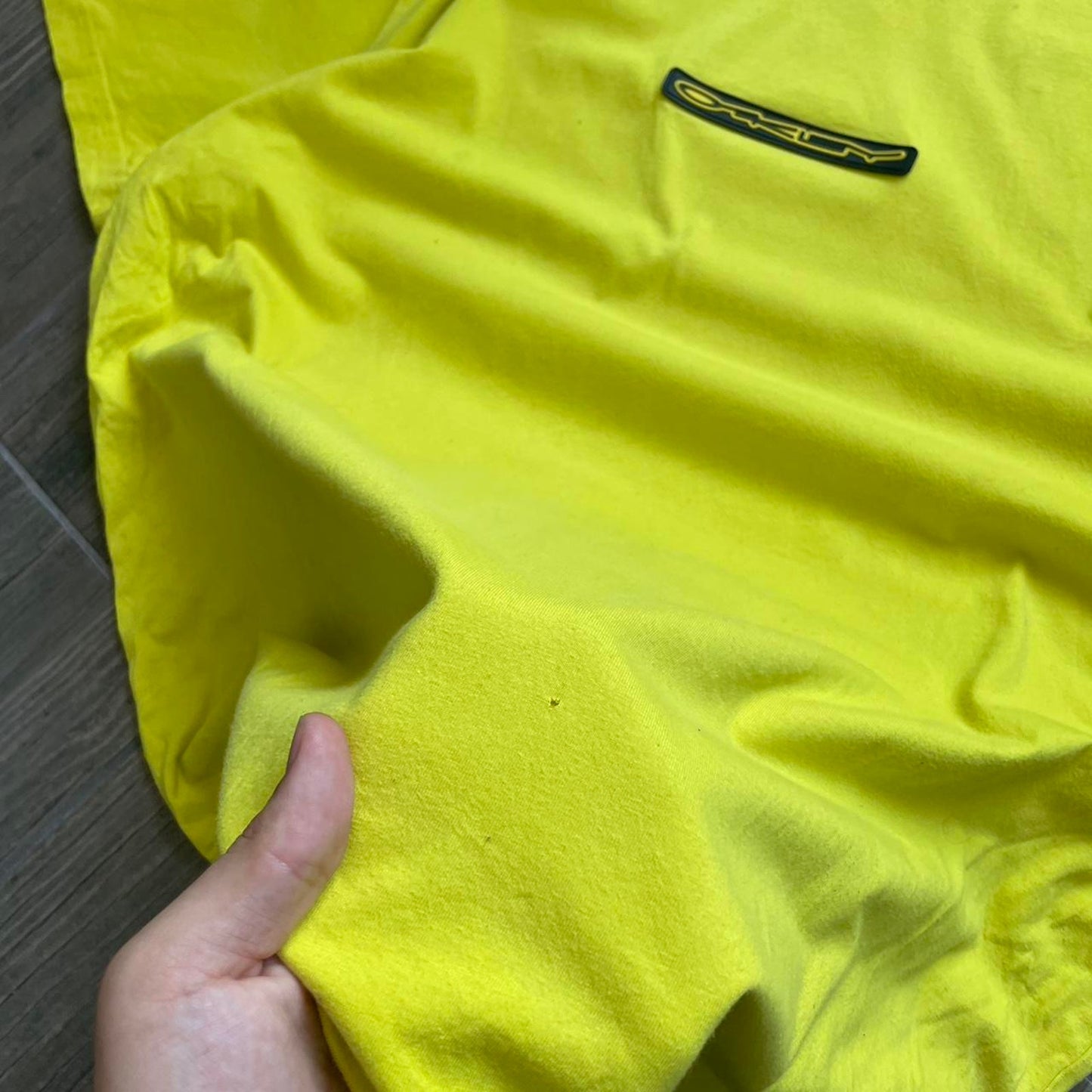 Oakley baggy y2k rap tee