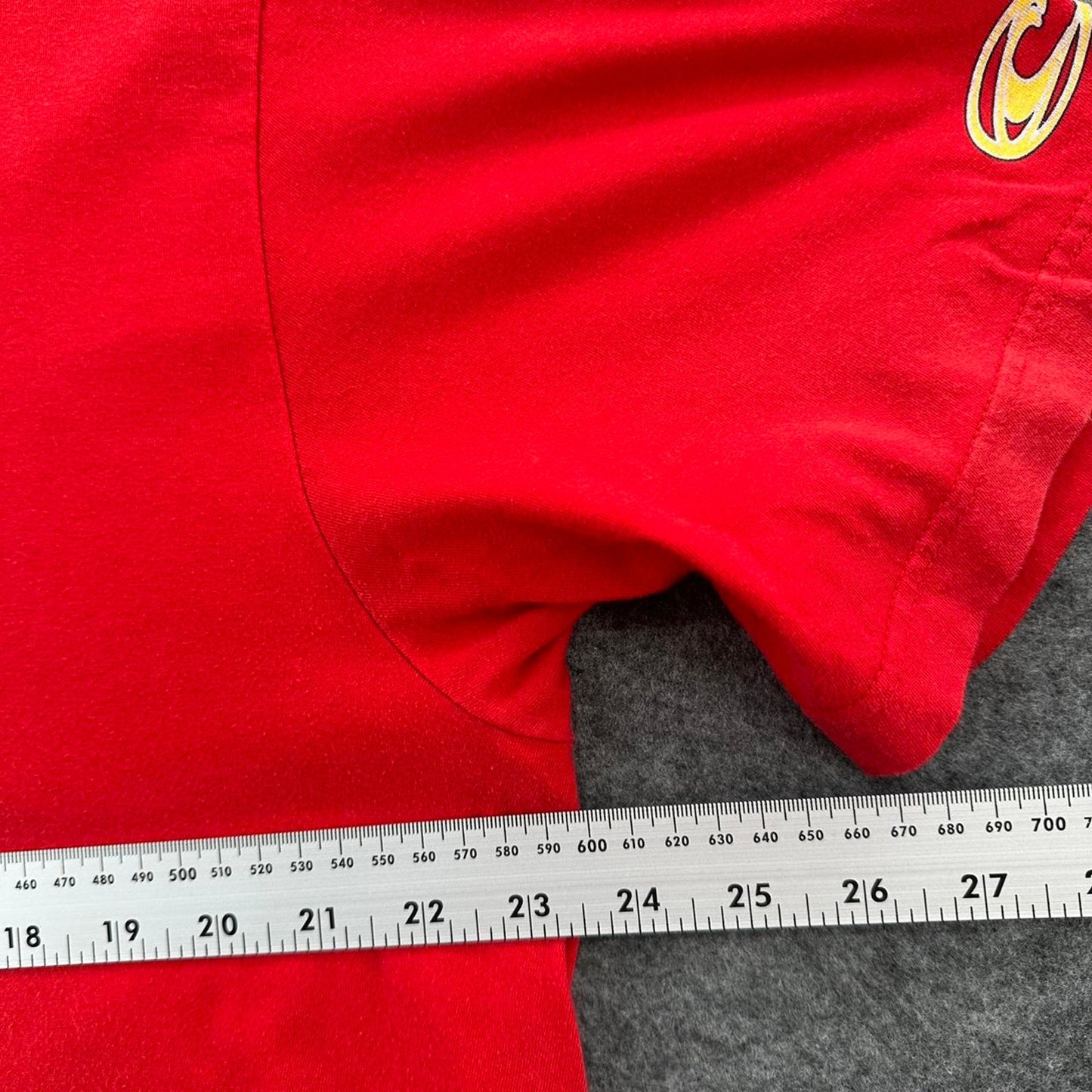 Oneill red surf tee size