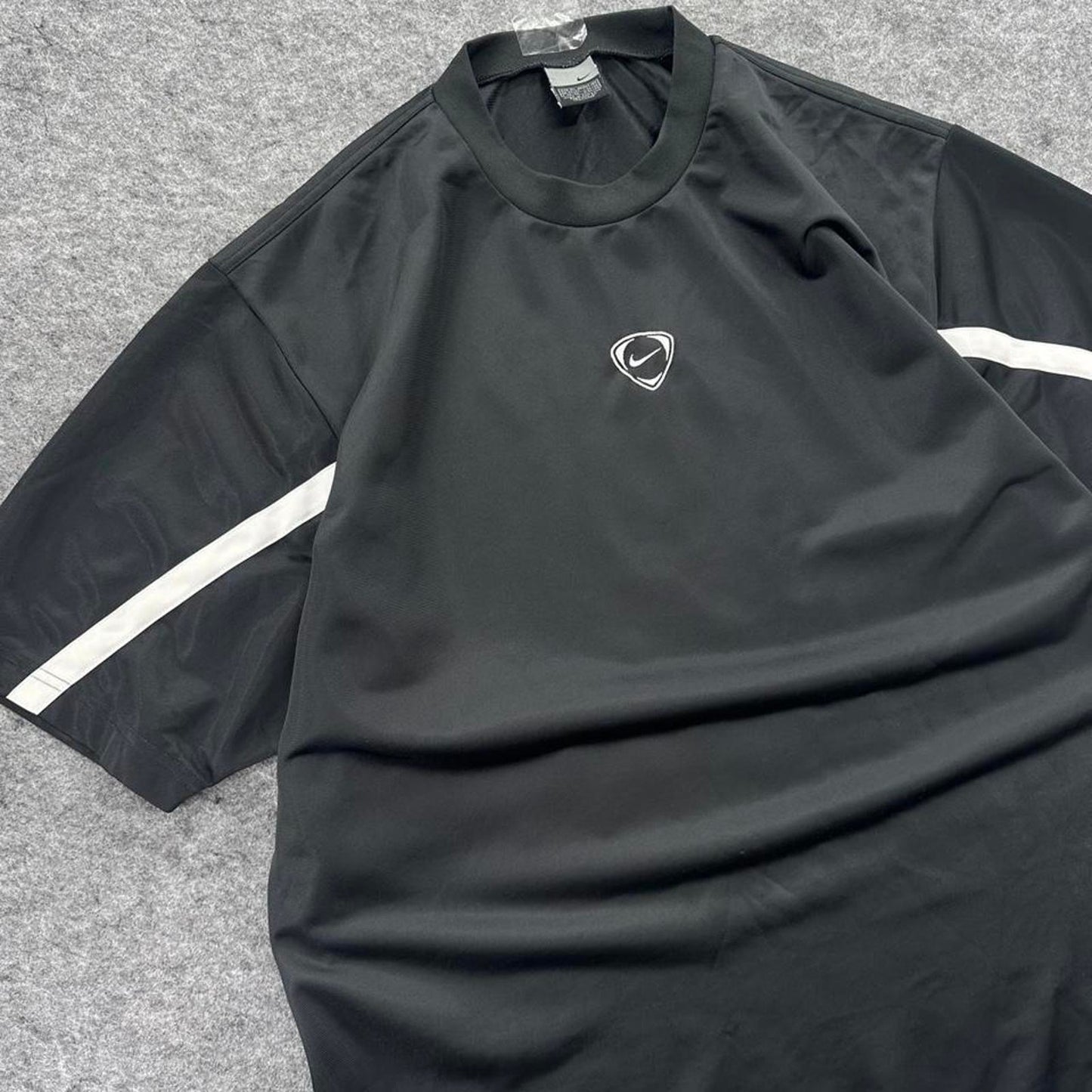 Nike black white dri fit