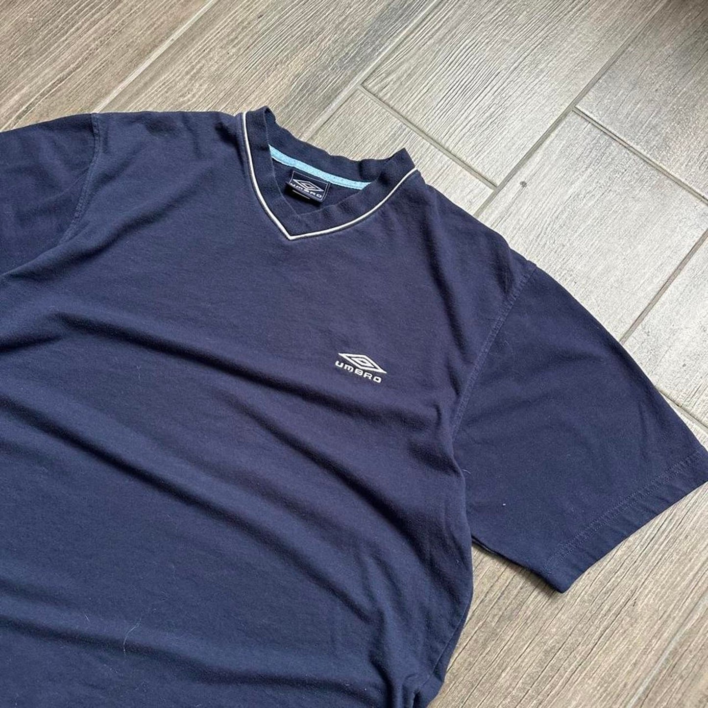 Navy blue Umbro V-neck T-shirt