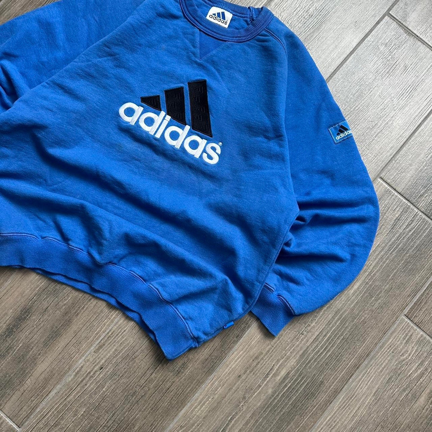 Adidas vintage big logo baggy