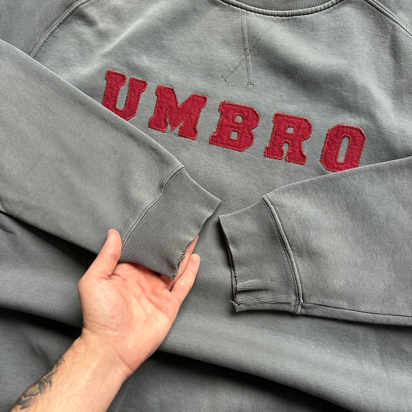 Umbro grey oversized y2k sport XXL sweatshirt