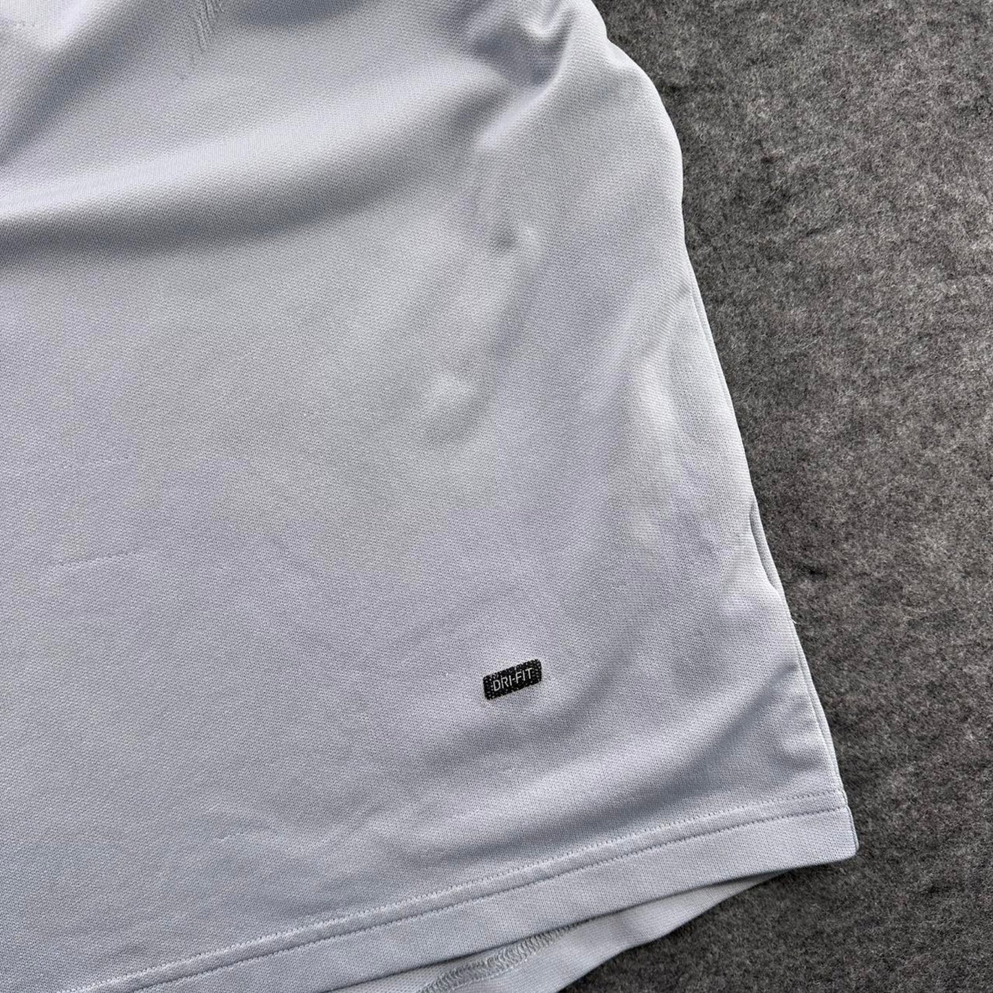 Nike dri fit white gray