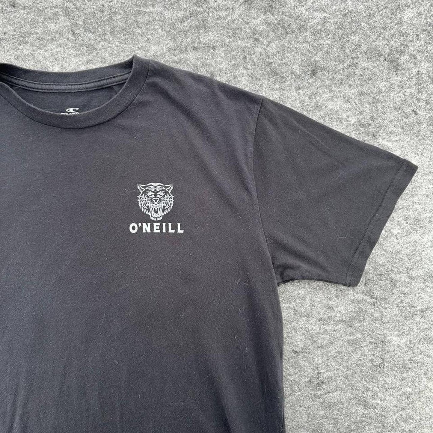 Oneill black t shirt with white