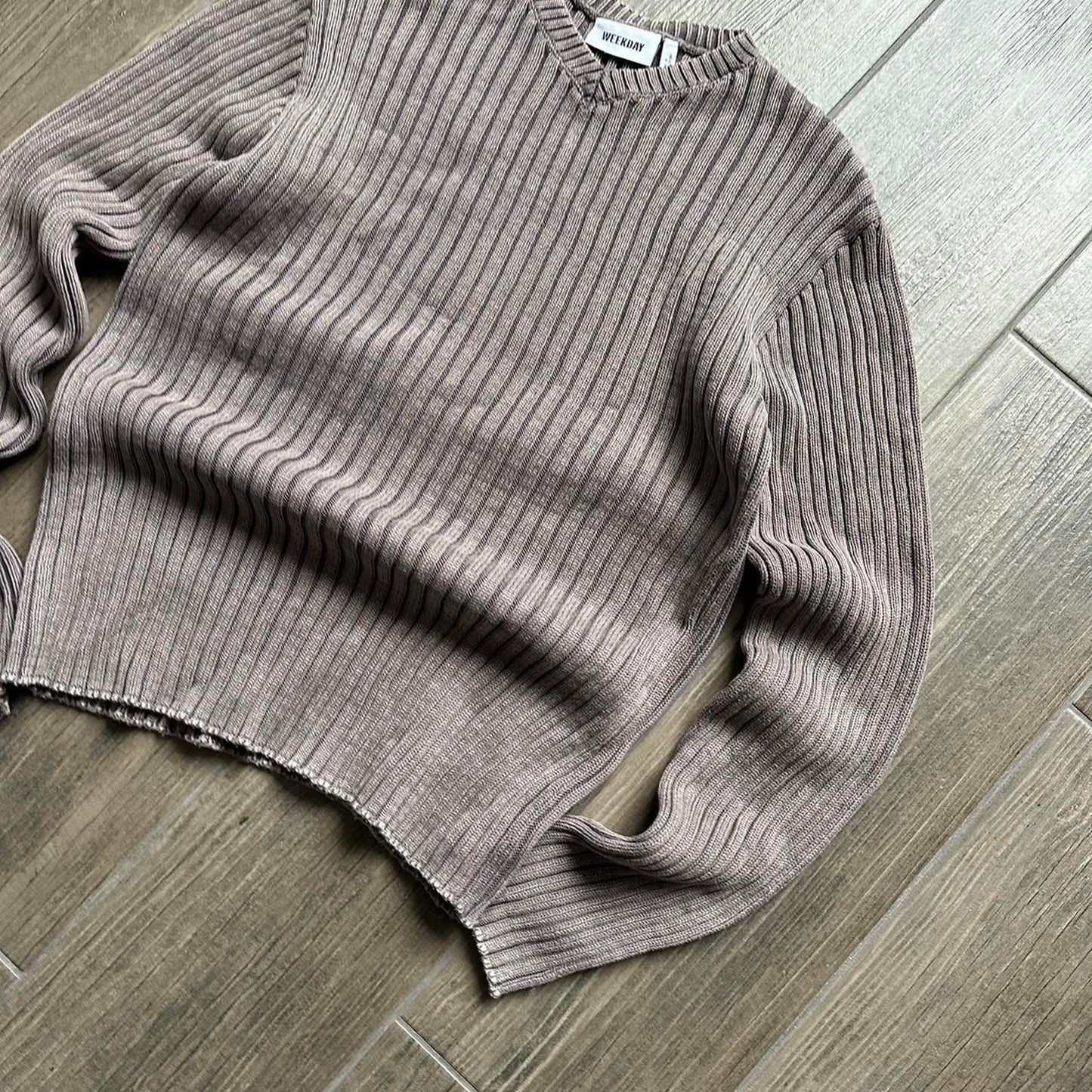 Y2k Japanese style knitted S-M sweater