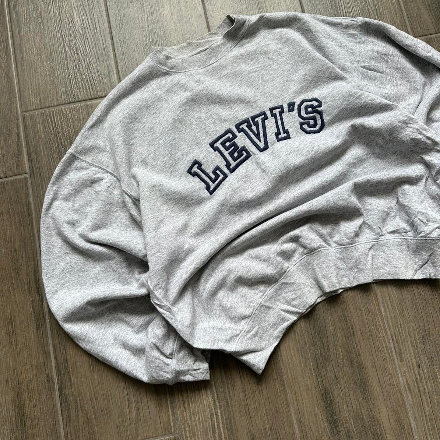 Levis vintage L made in USA sweatshirt