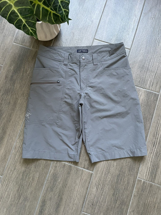 Arcteryx outdoor vintage shorts