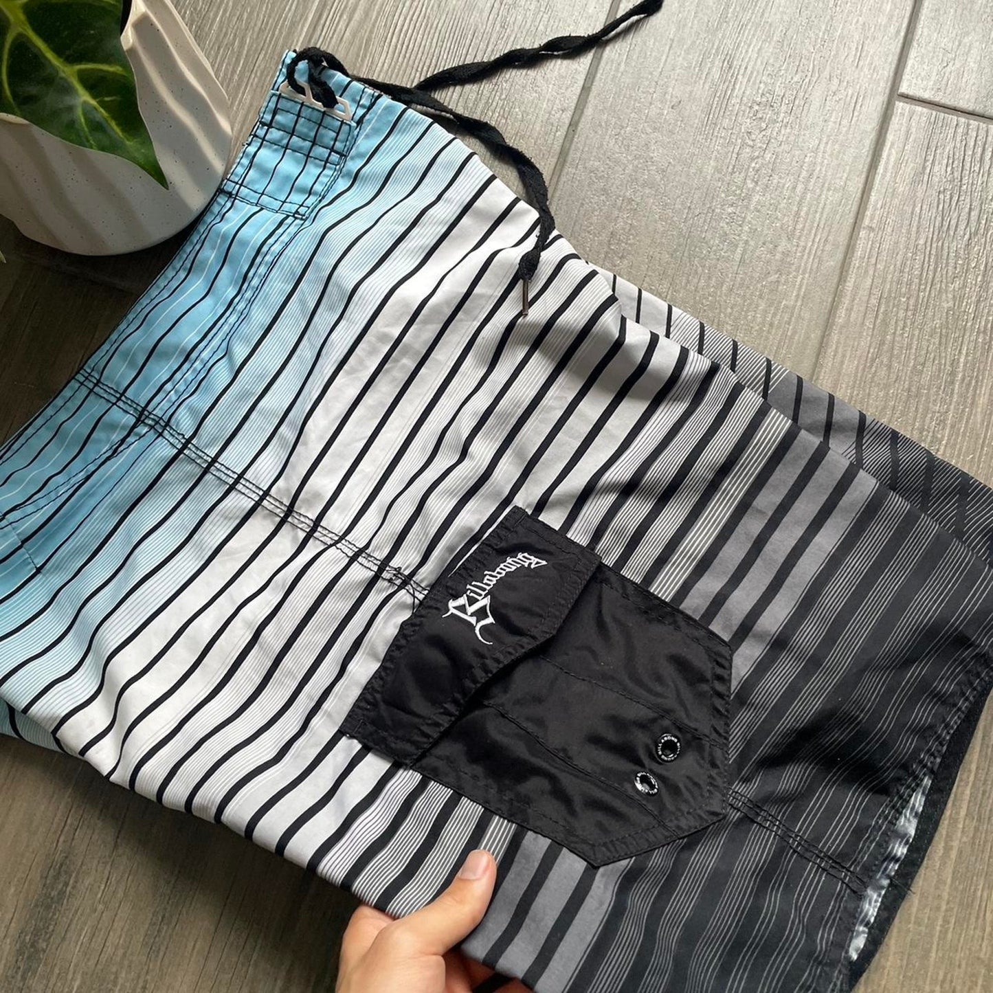 Billabong y2k nylon surf shorts