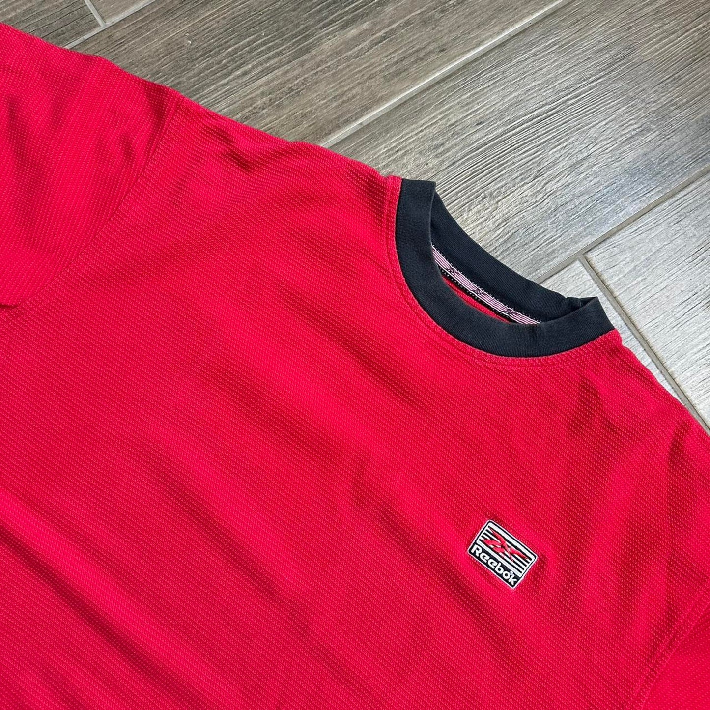 Reebok red vintage 90s tee