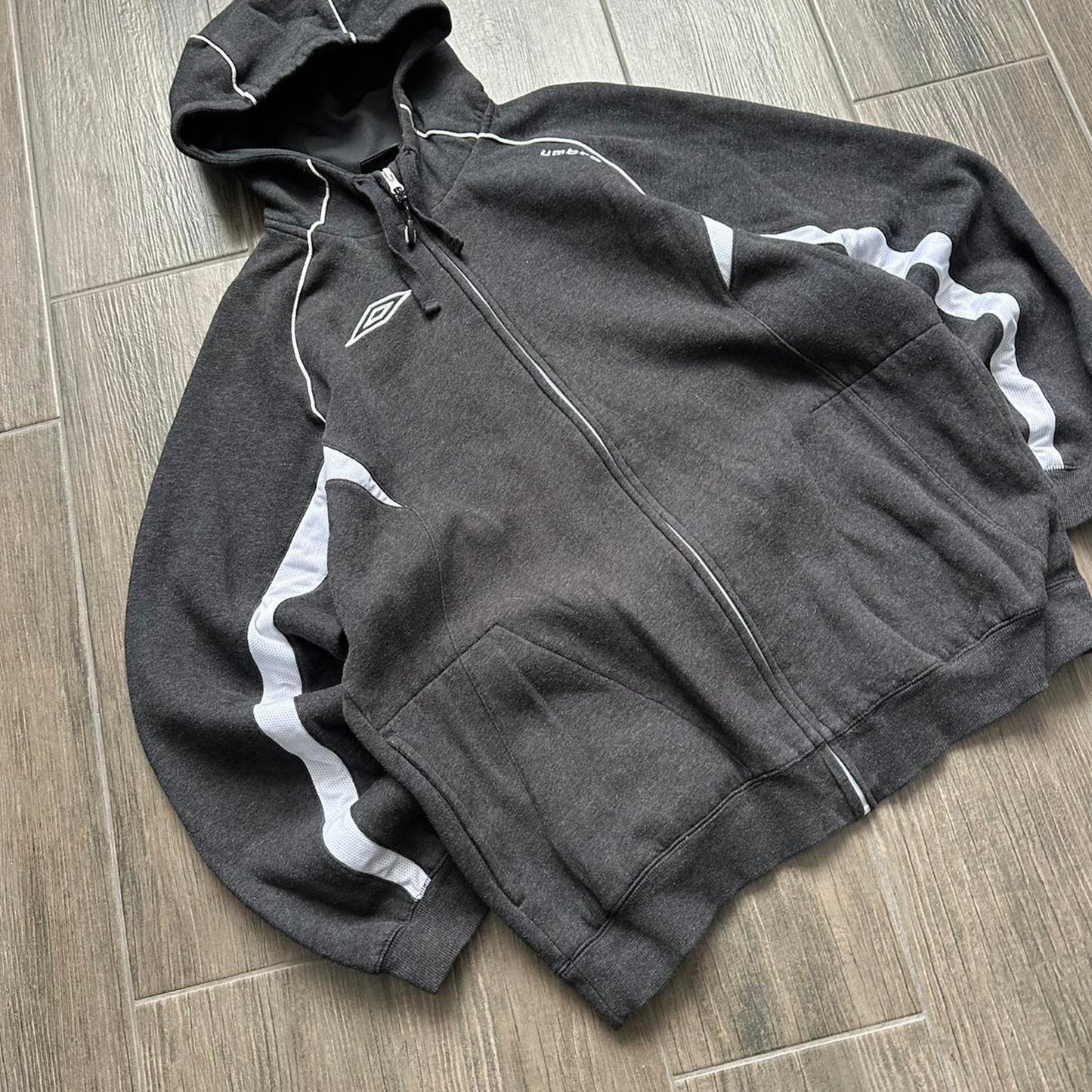 Umbro zip up baggy y2k