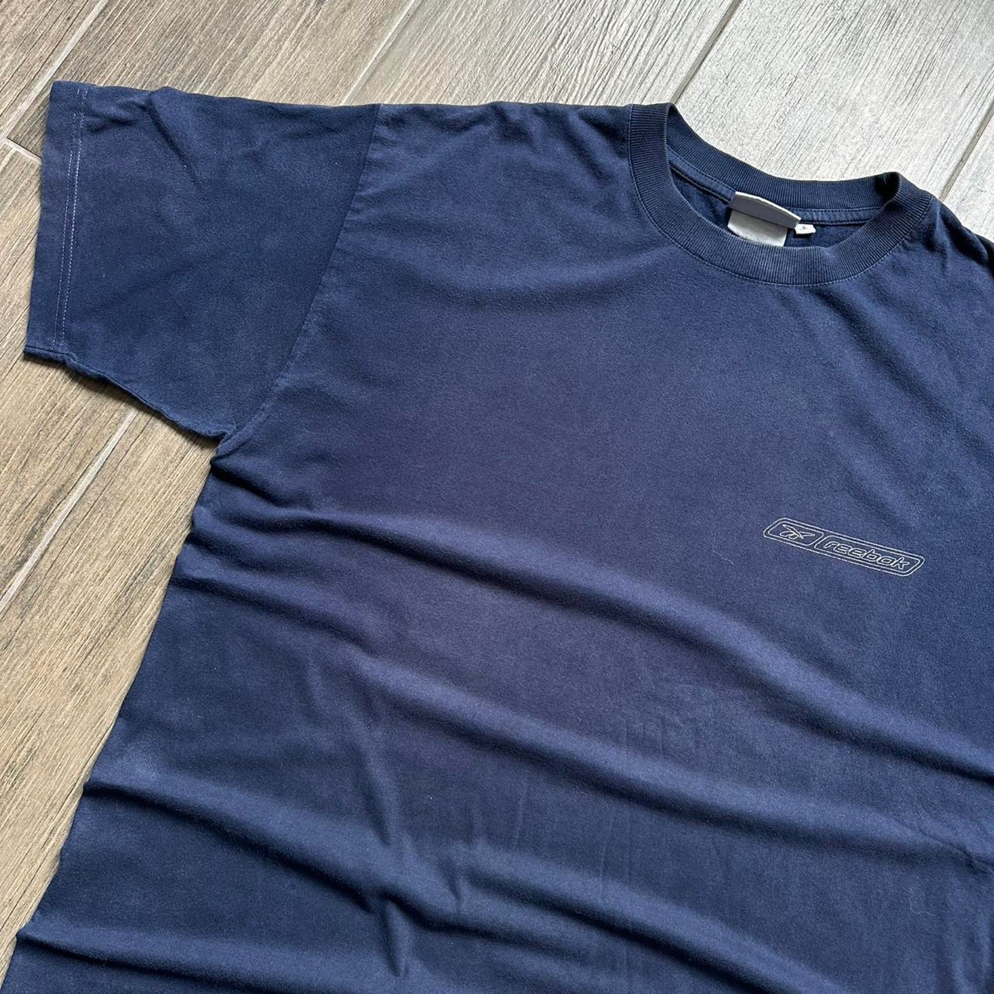 Reebok navy blue vintage t-shirt
