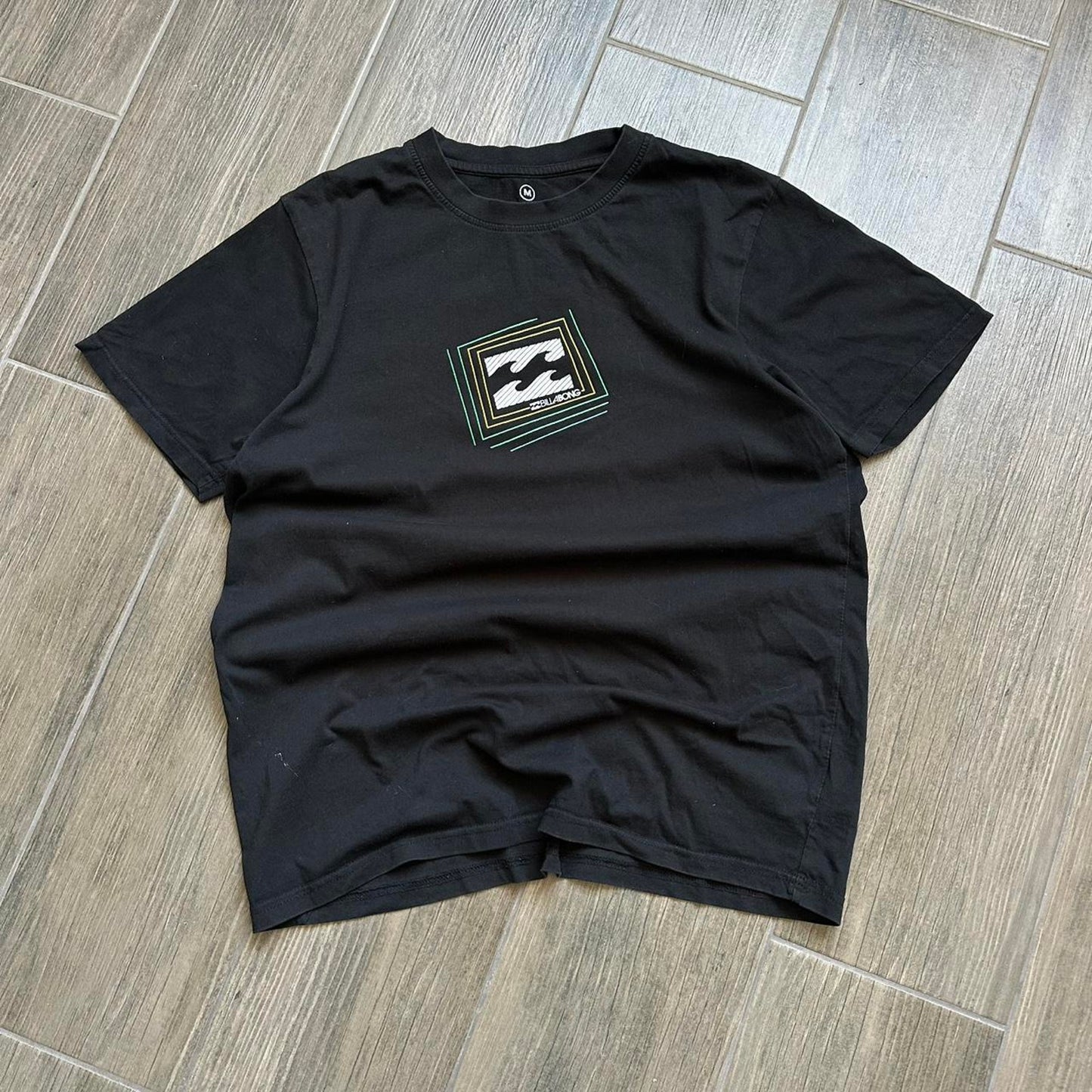 Billabong black surf tee with