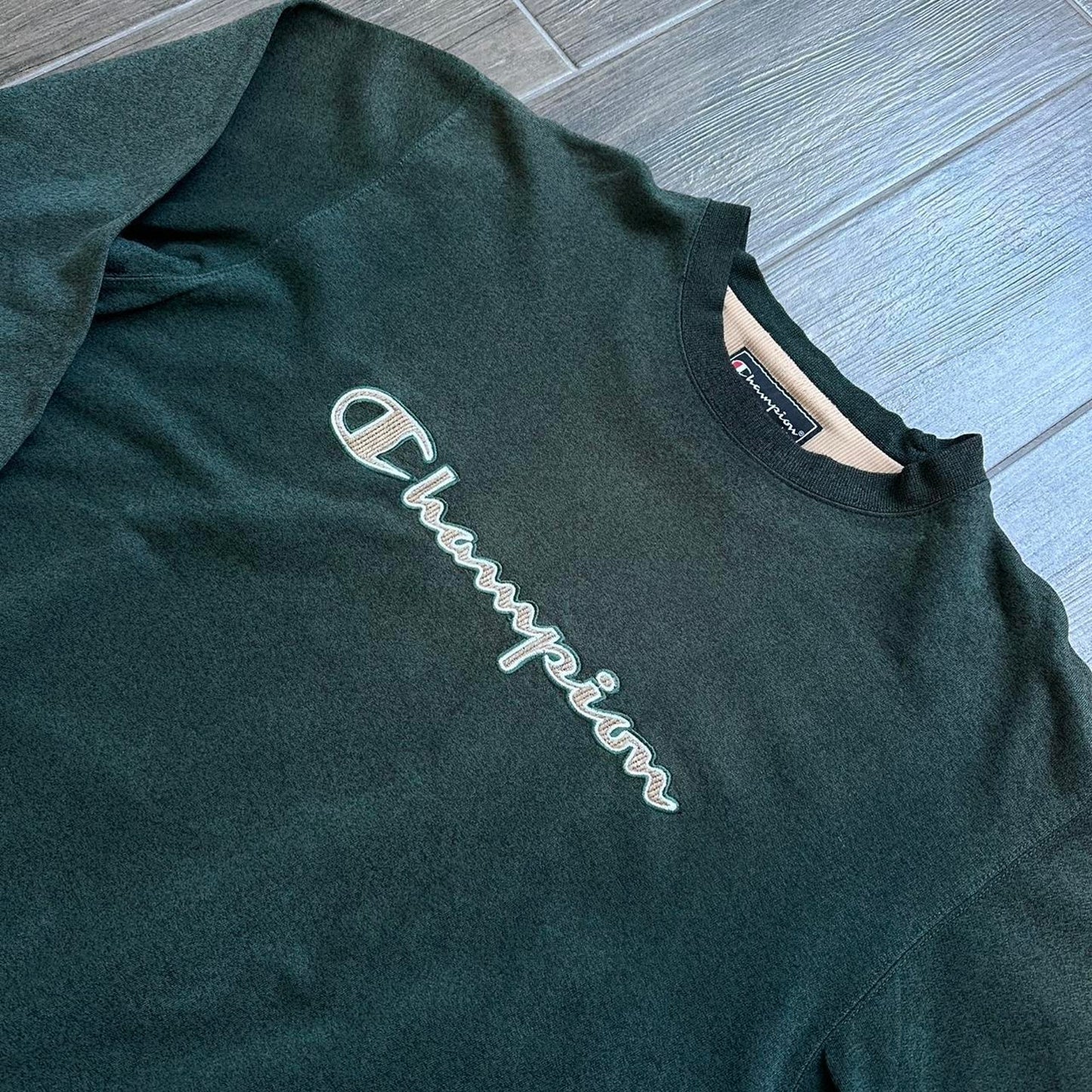 Champion green vintage L sweatshirt