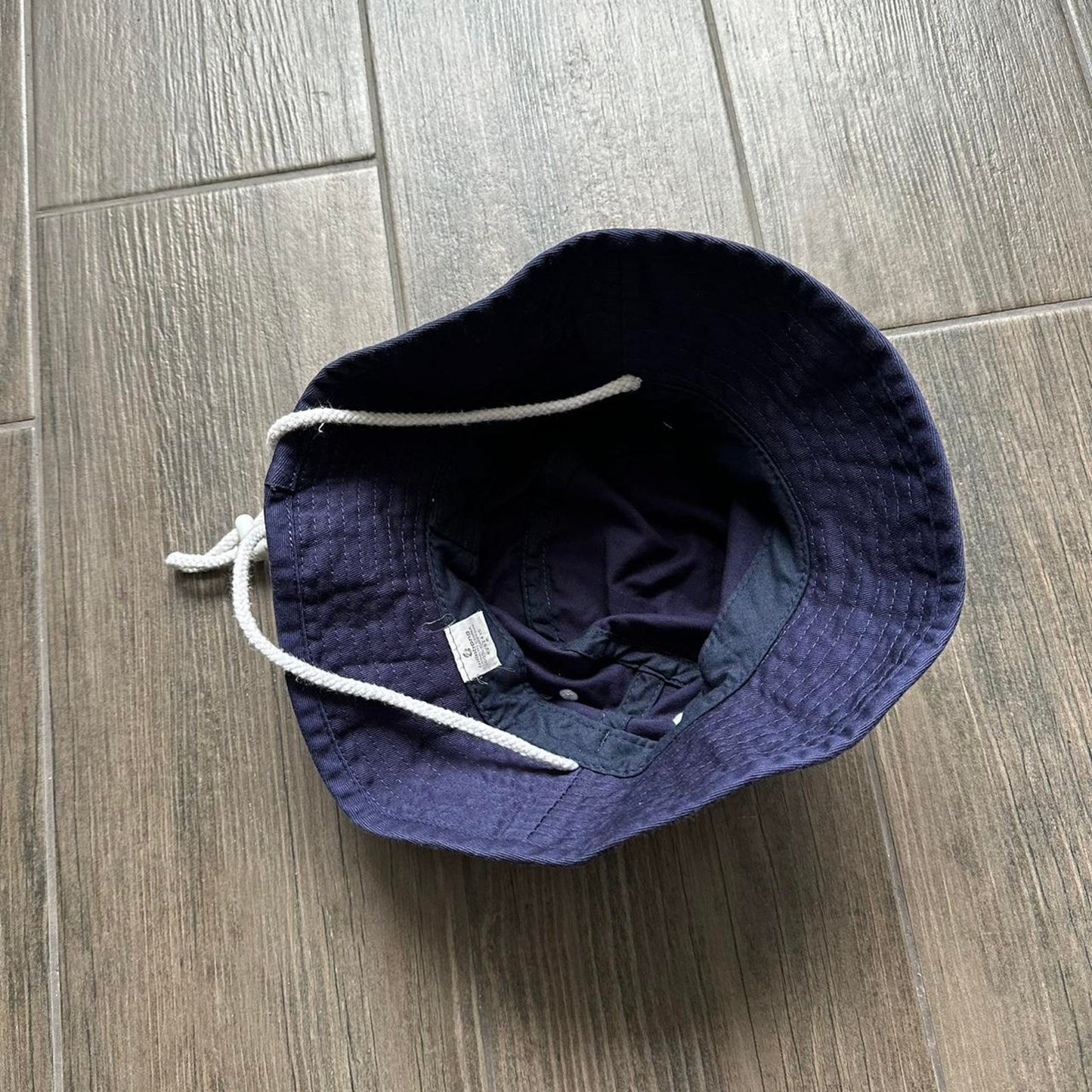 Navy billabong bucket hat
