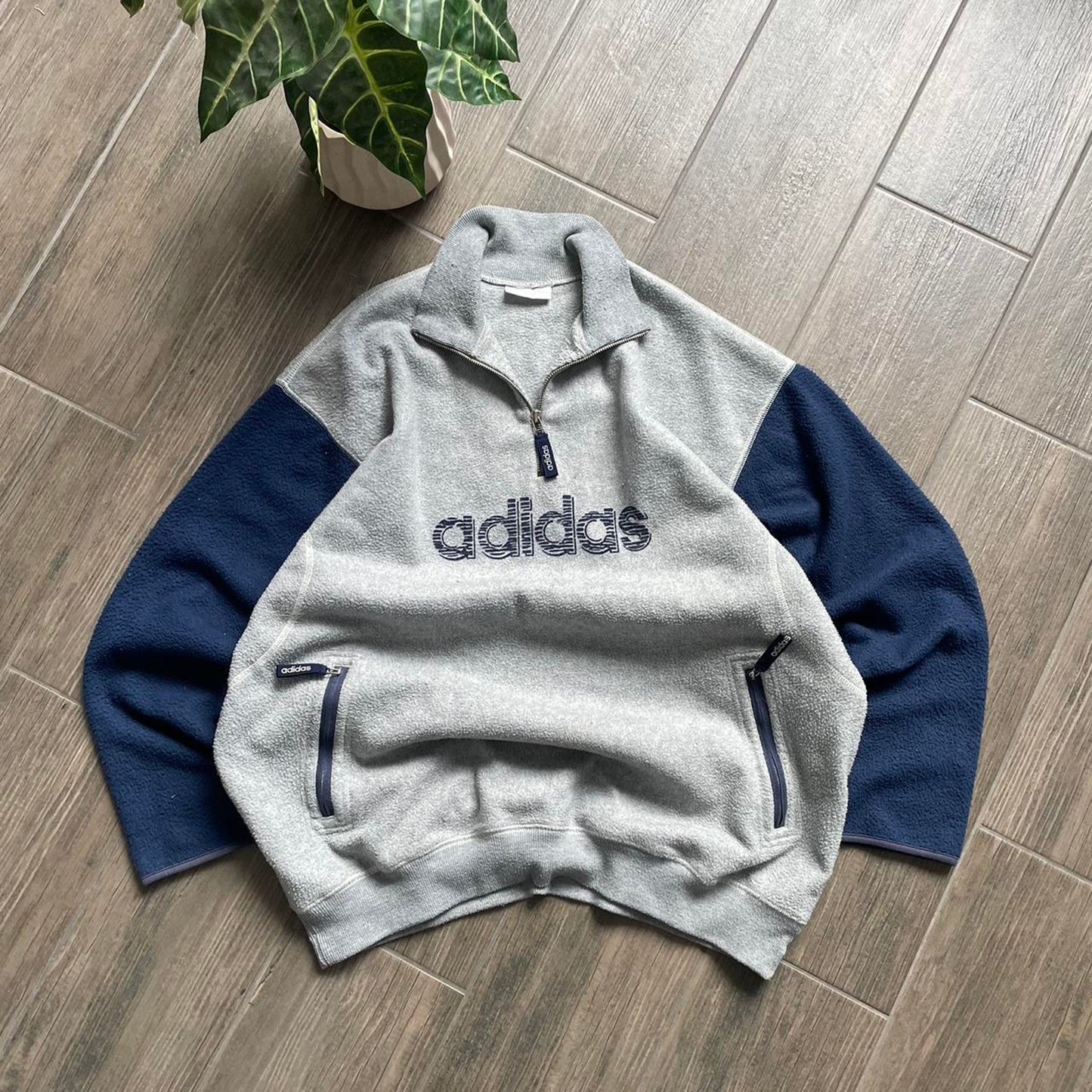 Adidas fleece grey y2k vintage Oversized L jumper