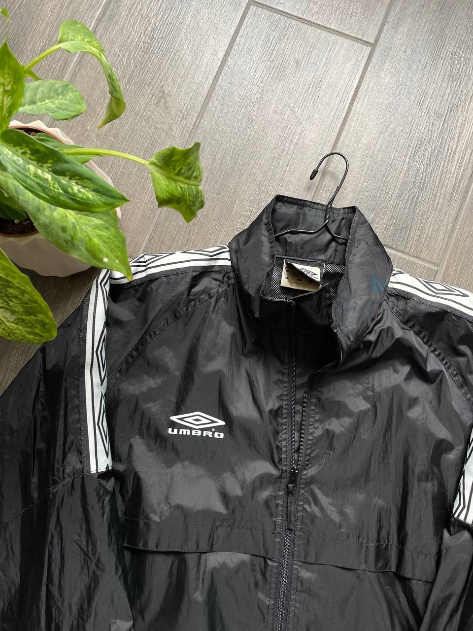 Umbro black y2k light membrana jacket