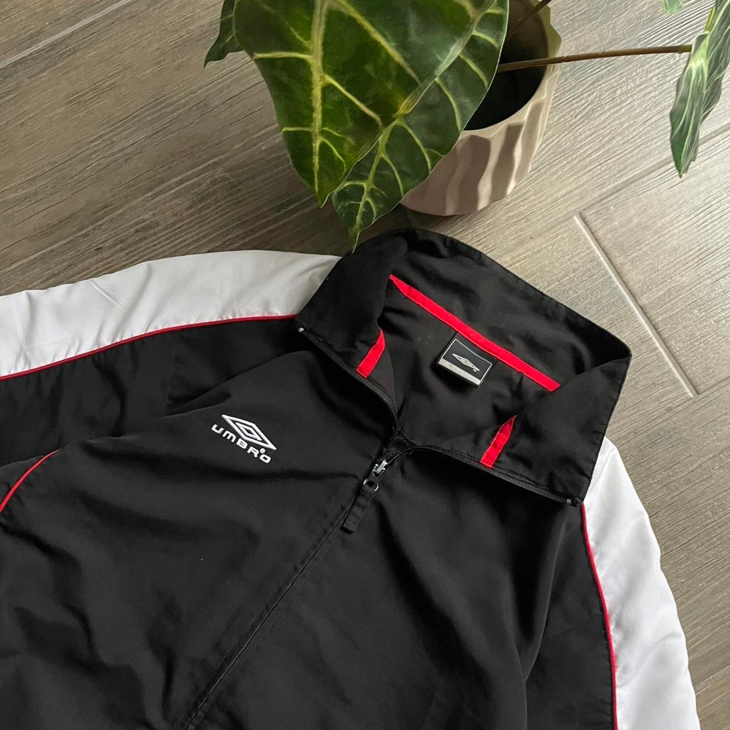 Umbro y2k windbreaker light nylon jacket