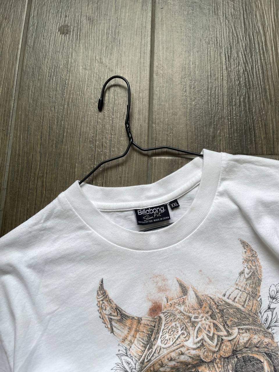 Billabong white baggy skeleton y2k t-shirt