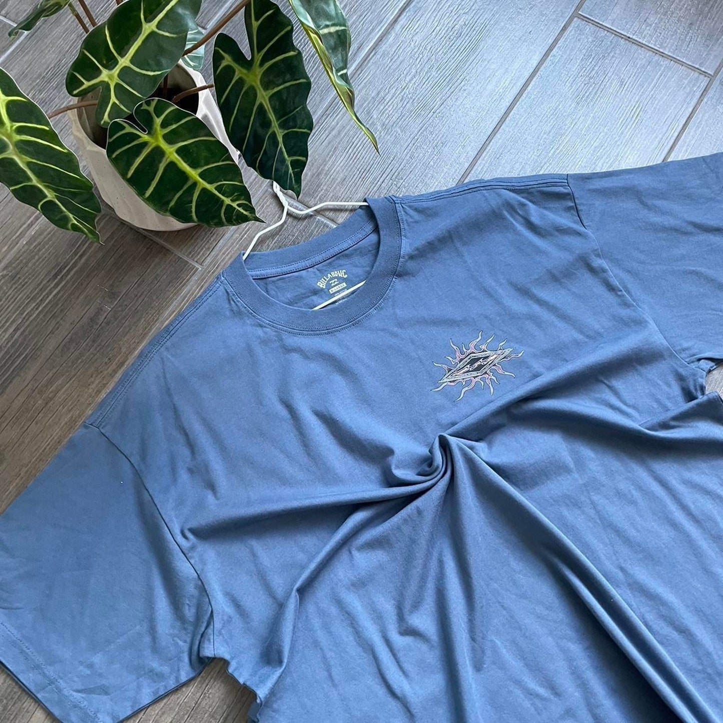 Billabong y2k baggy vintage t-shirt