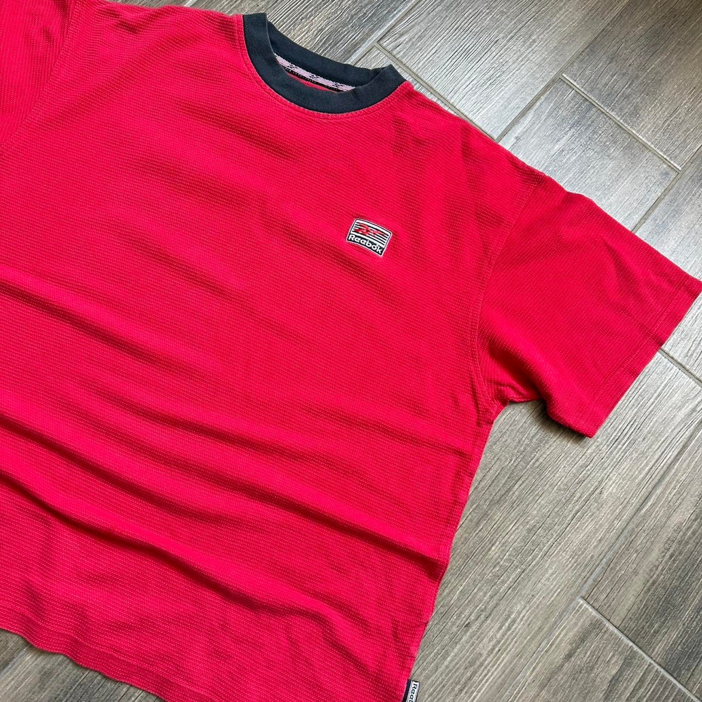 Reebok red vintage 90s tee