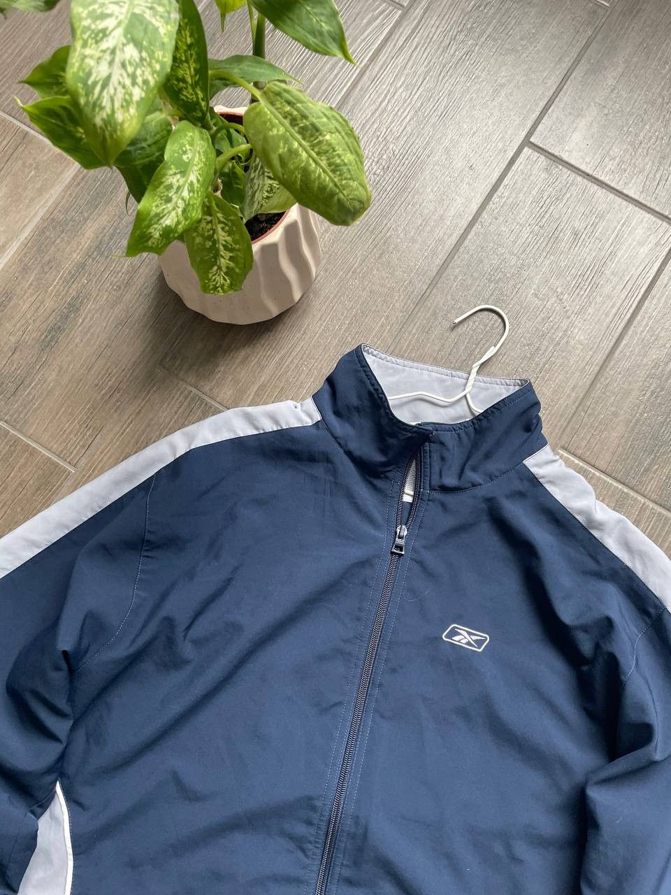 Reebok navy y2k vintage light jacket