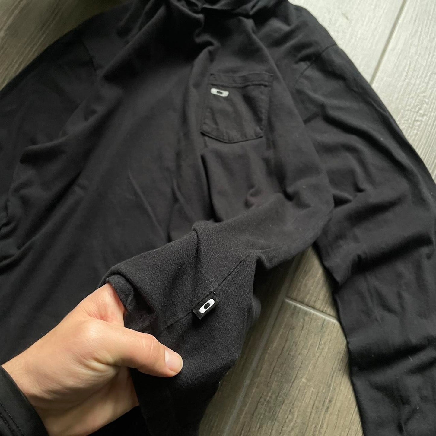 Oakley black light long sleeve L hoodie