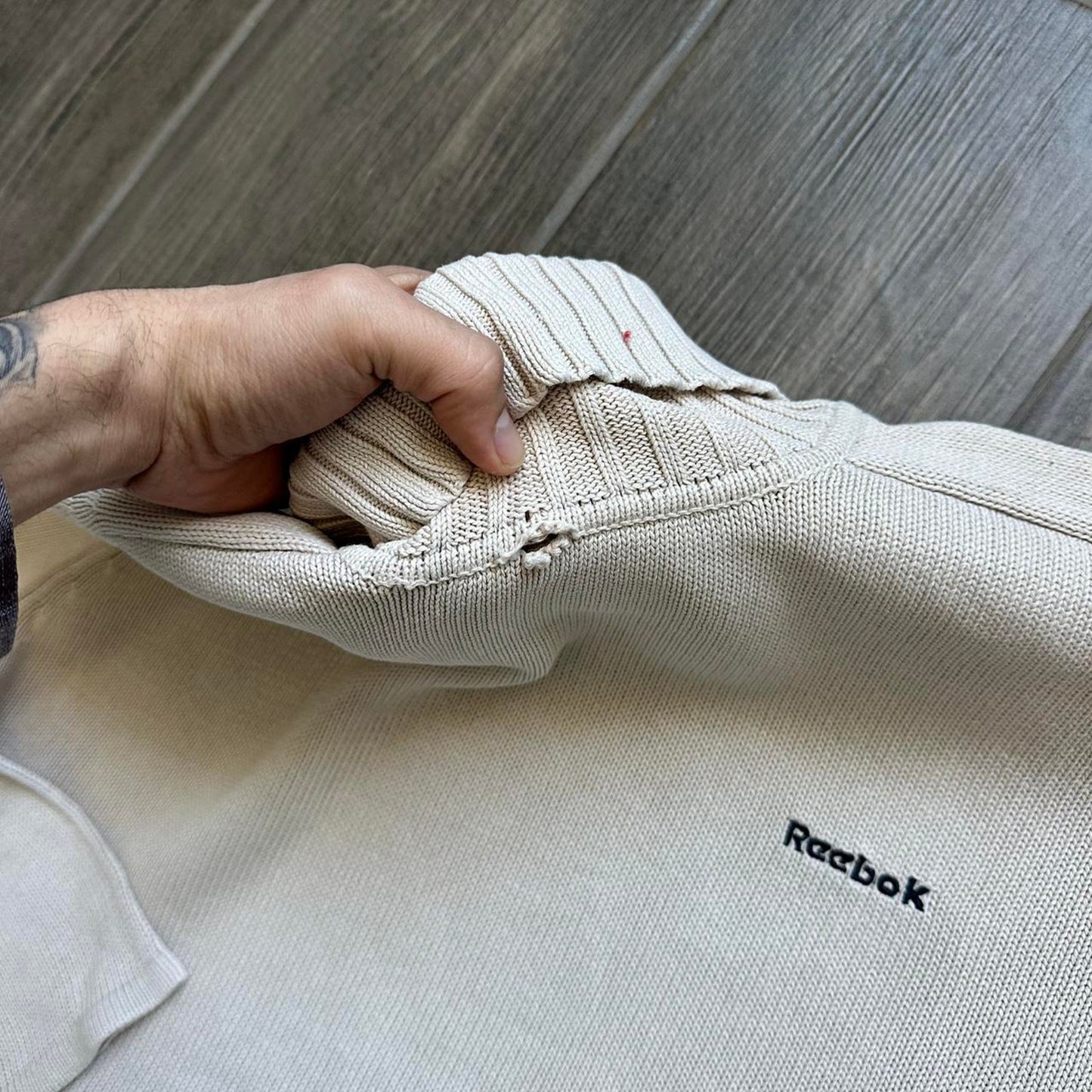 Reebok cream turtleneck sweatshirt