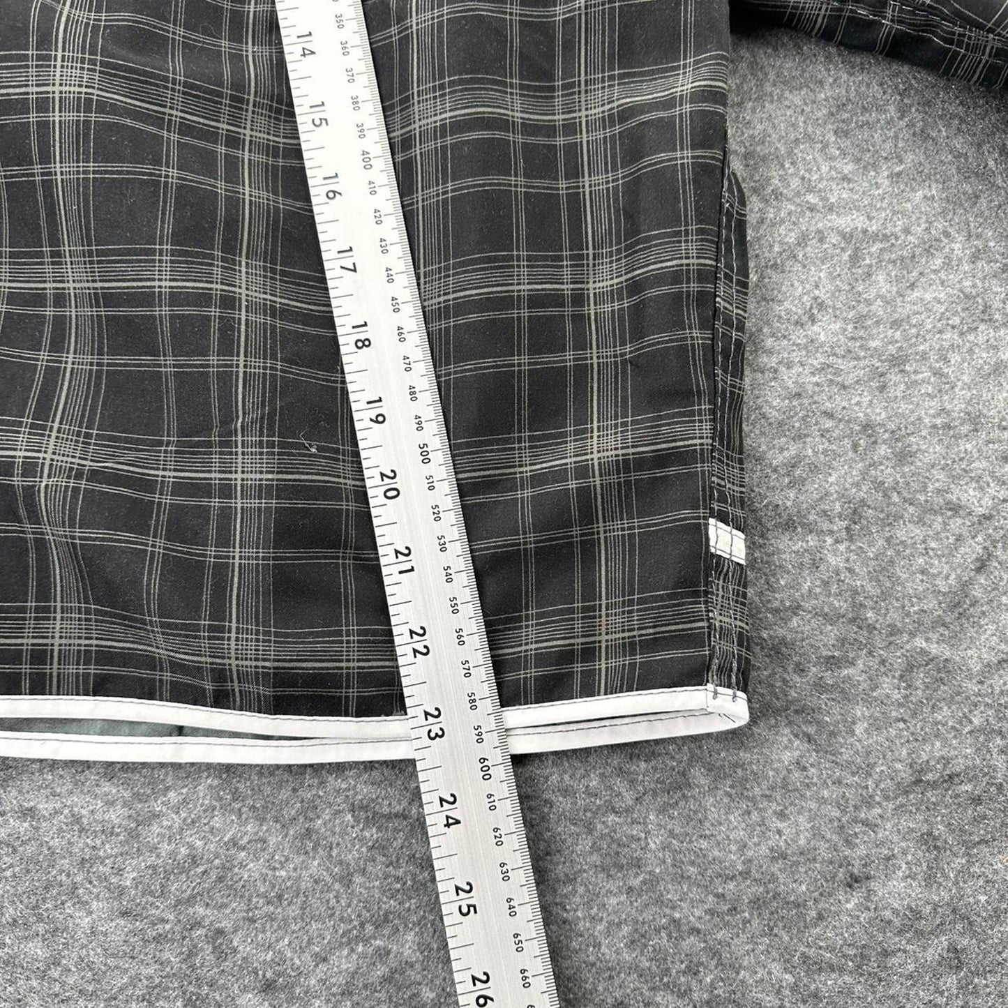 Billabong black and white plaid