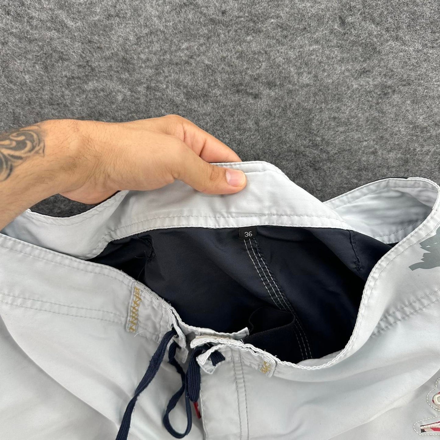 Quiksilver white board shorts with