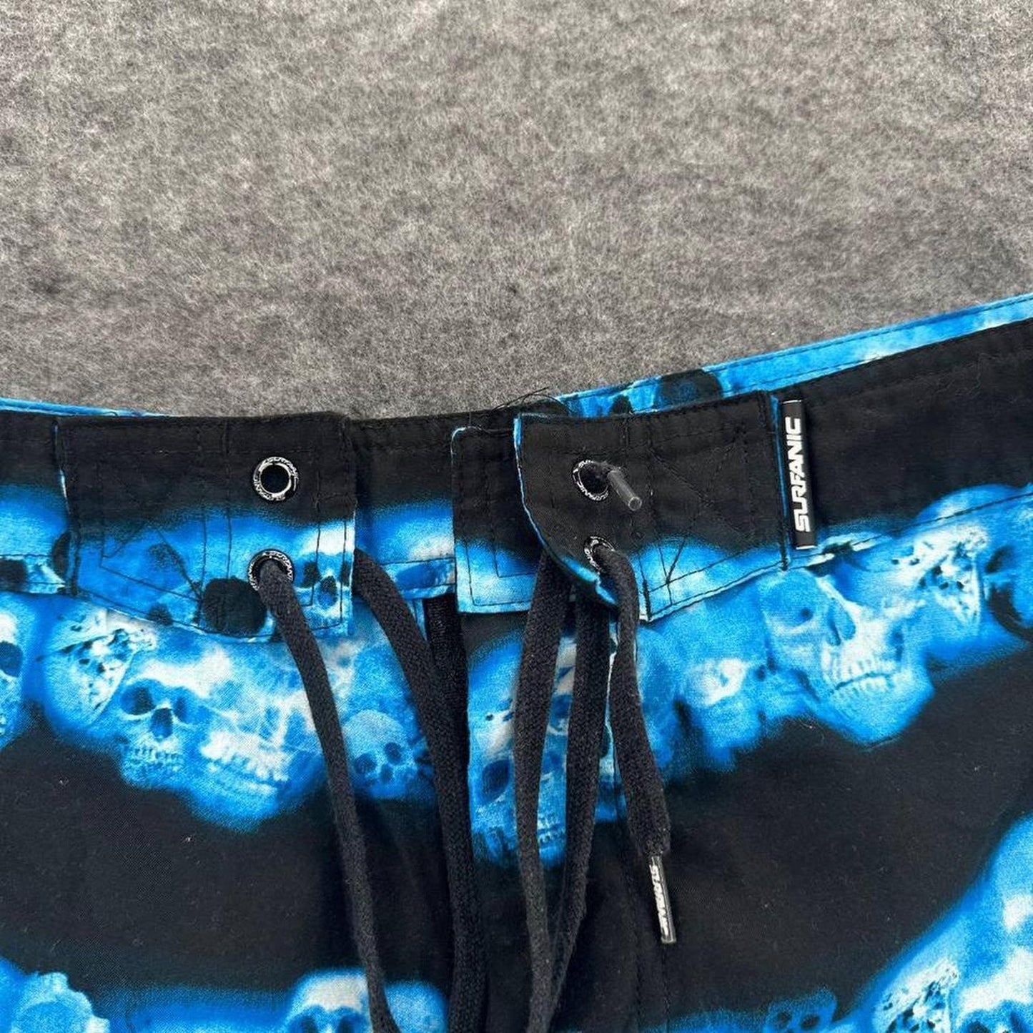 Surfanic blue skull board shorts