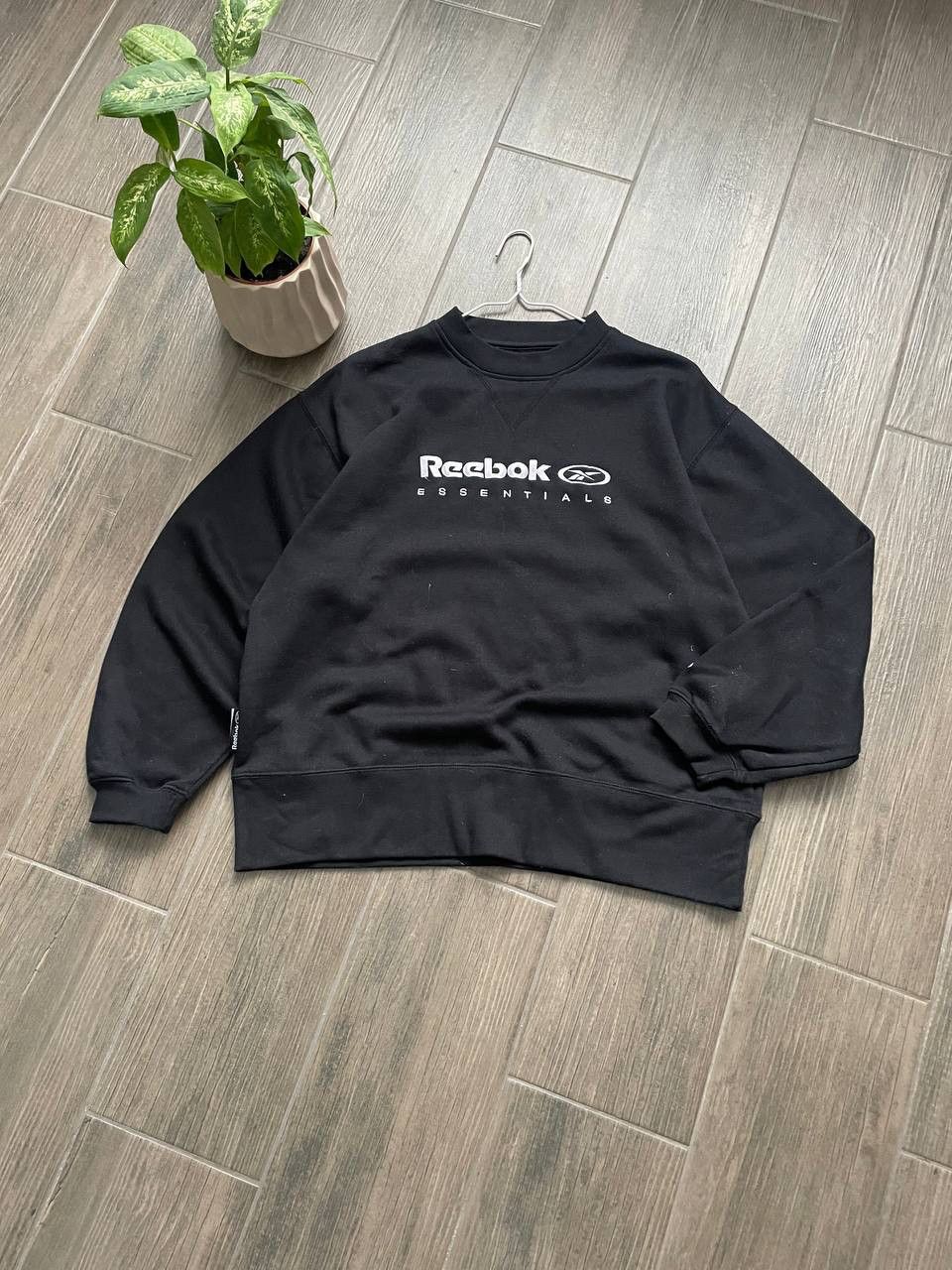 Reebok black women skate sweatshirt