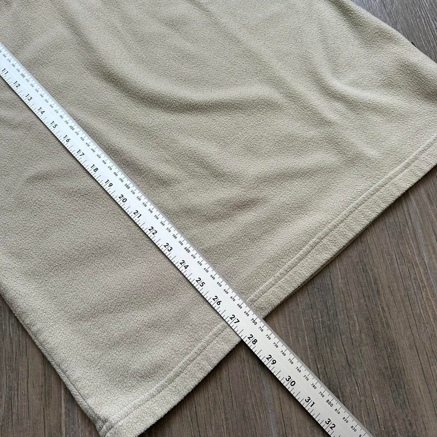 Quiksilver cream quarter zip fleece