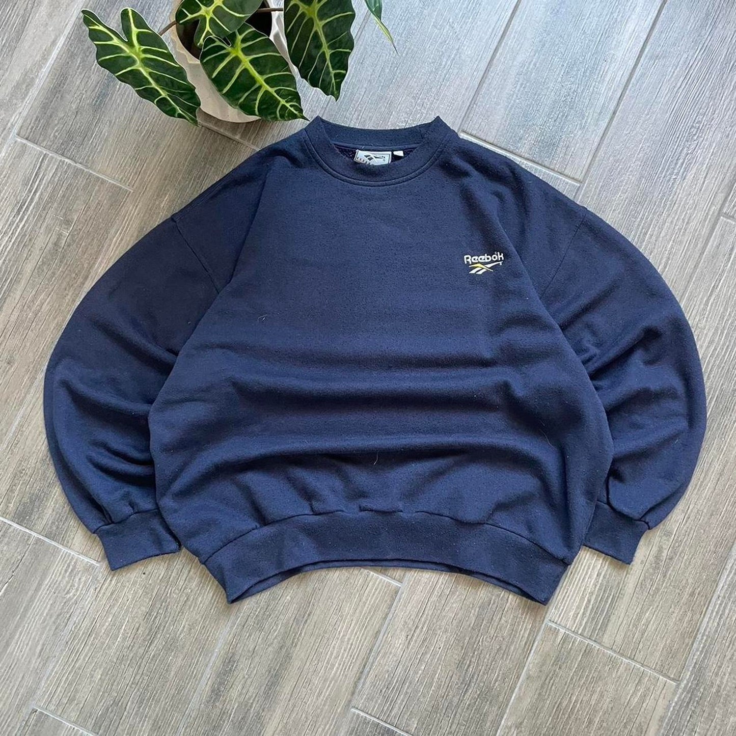 Reebok boxy fit y2k vintage sweatshirt