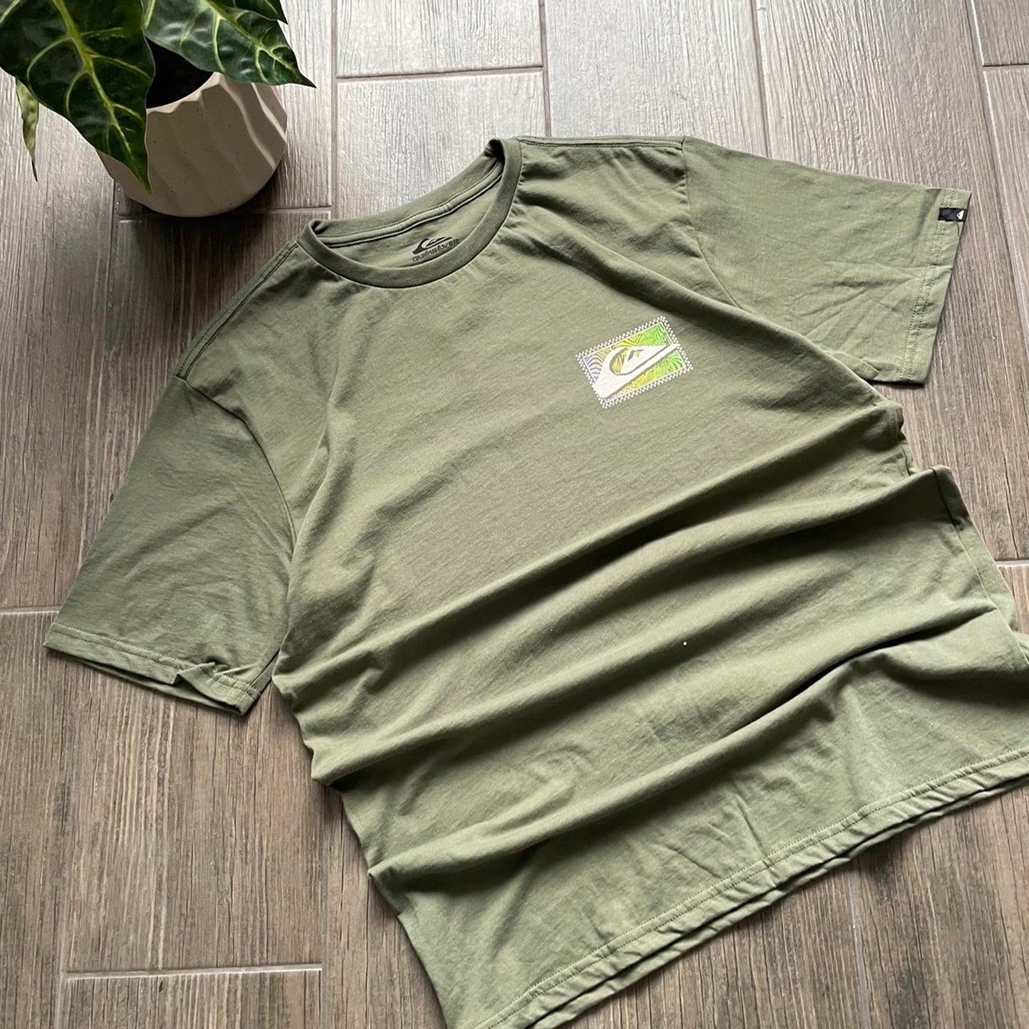 Quiksilver khaki big logo surf cotton t-shirt M