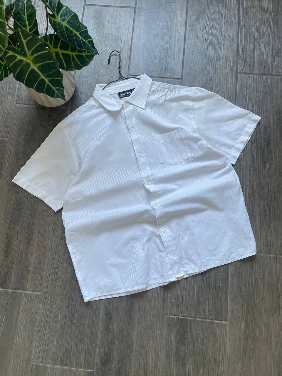 Billabong white baggy vintage shirt