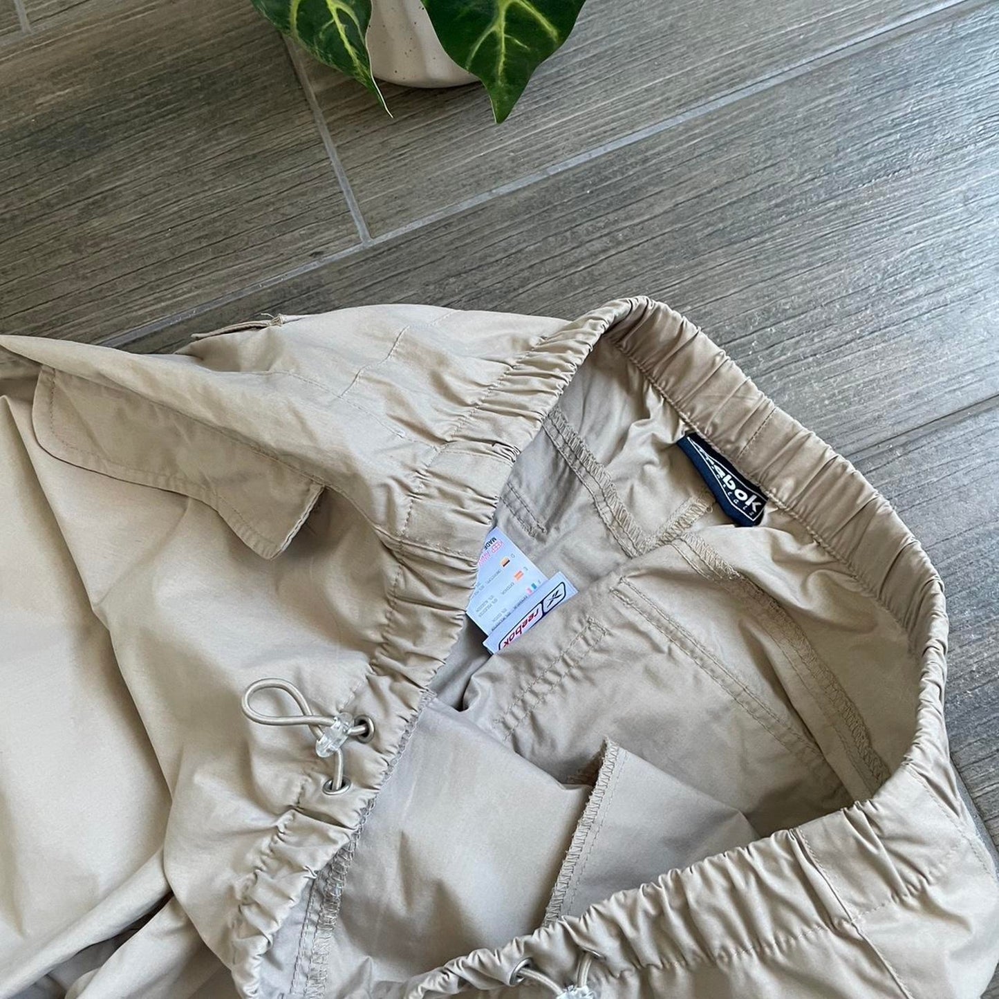 Reebok track baggy nylon y2k drill pants