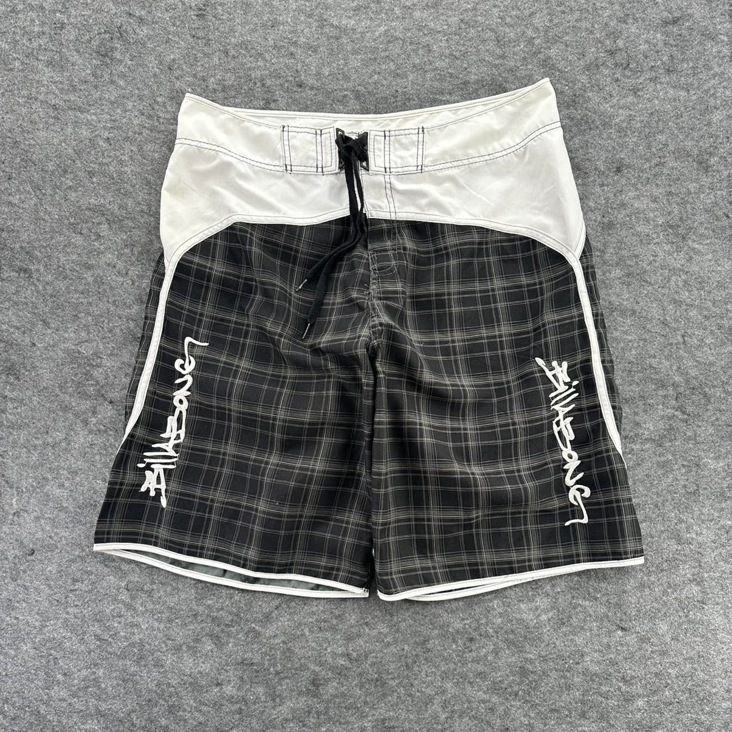 Billabong black and white plaid