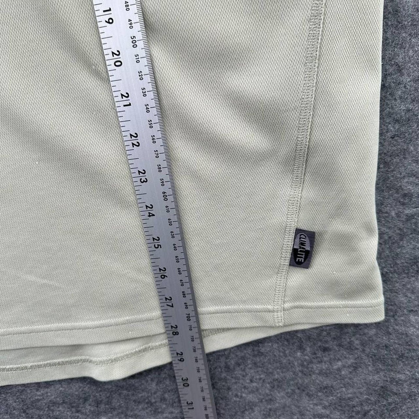 Adidas y2k training t shirt