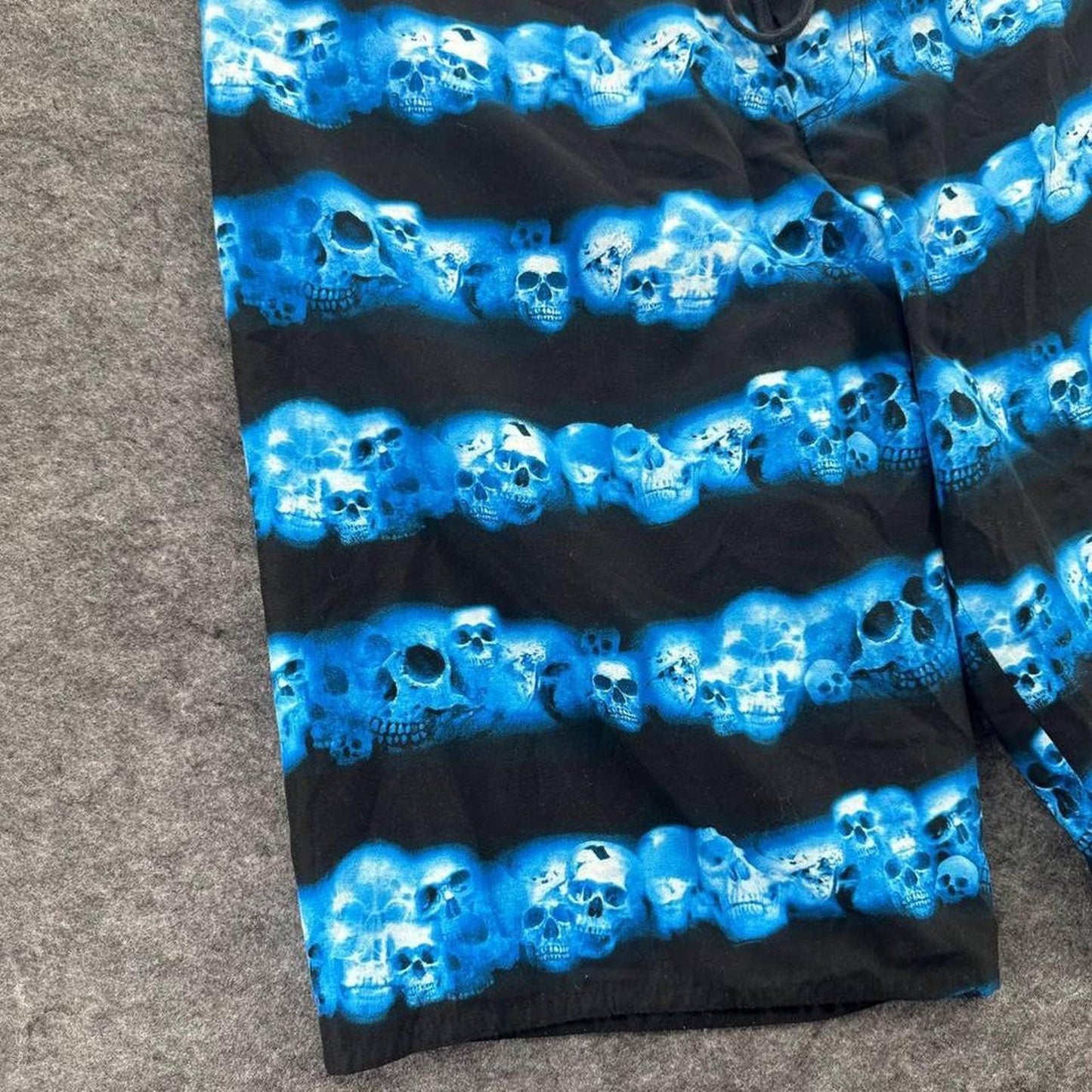 Surfanic blue skull board shorts