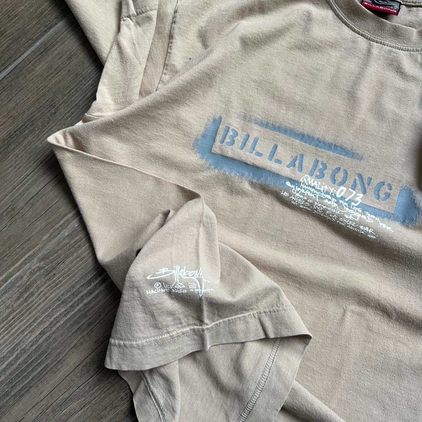 Billabong cream vintage surf tee